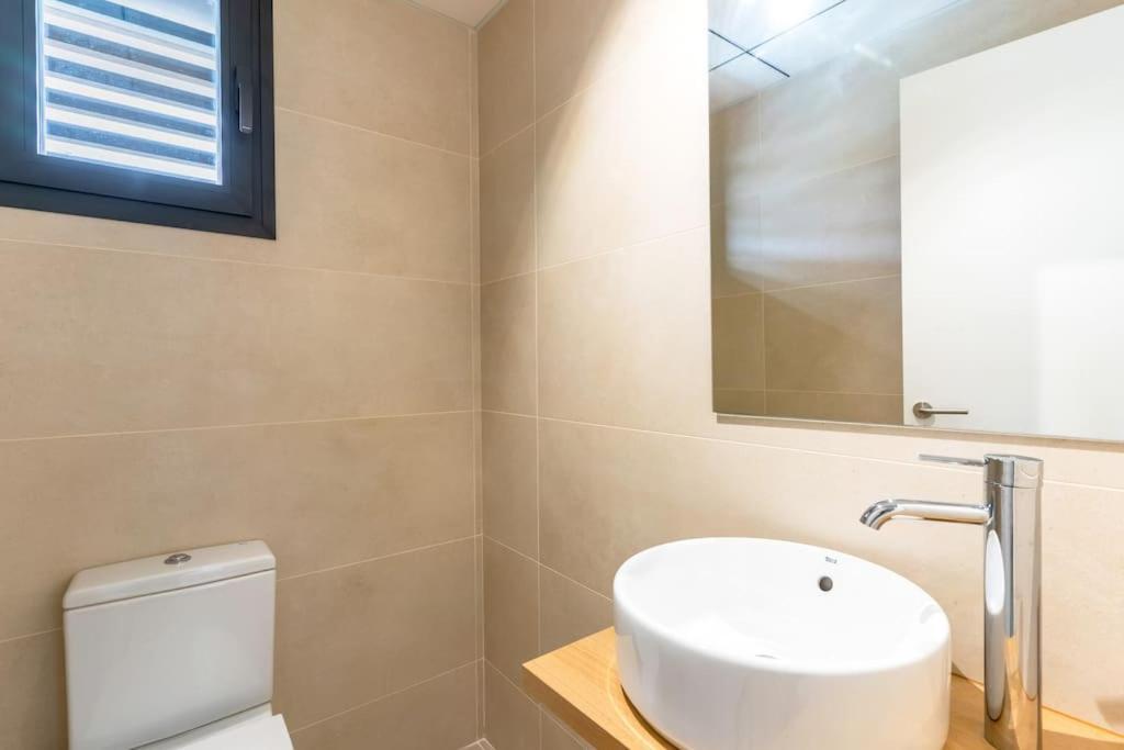 Genoveses Suites, 3 Hab, Garaje, Piscina, Solarium Y Wifi San Jose  Exterior photo